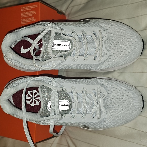 Womens Nike Air Winflo 11 Size 6 - Picture 2 of 6